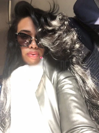 Roberta Clowss — 7 / 11