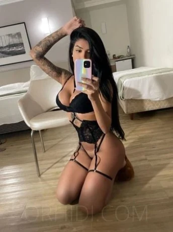 TS LISA SCHMITZ 20 Jahre — 1 / 11