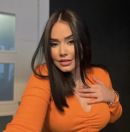 Alexa Chica De Fiesta — 3 / 4