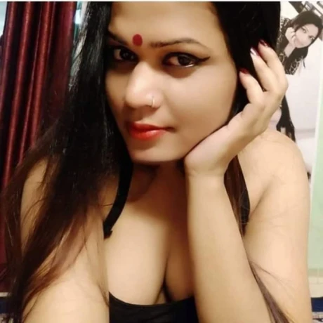 Ahana Khan — 2 / 3