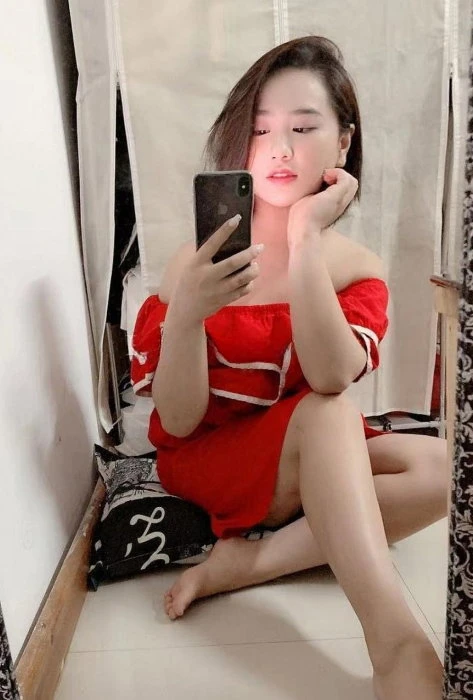 Sara — 3 / 7