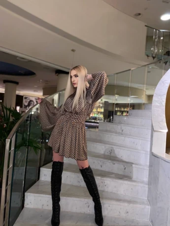 Николь — 4 / 46