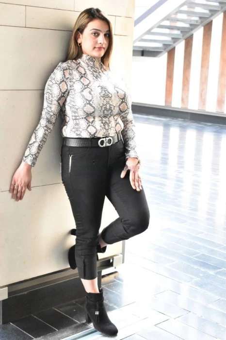 Ash Khan ViP — 2 / 5
