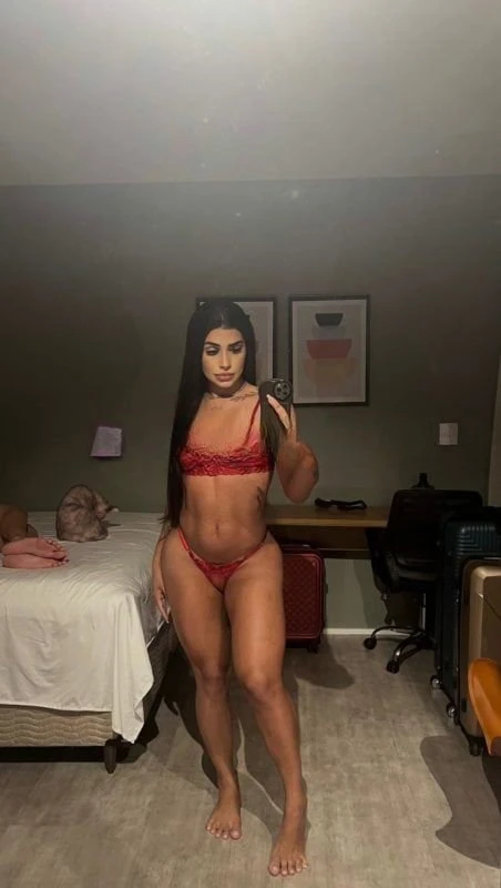Gaby Cardoso — 4 / 7