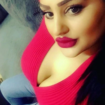 Elya, Escort, Metsamor