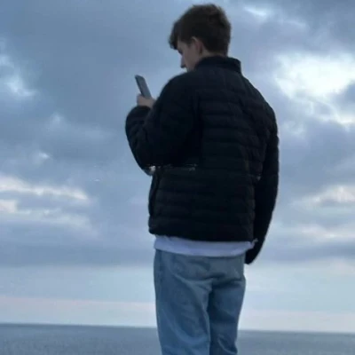 Adrian Scofield, Escort, Dubai