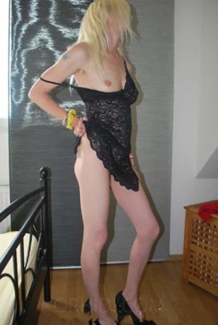 Skinny Girl - Aus Ungarn — 3 / 4