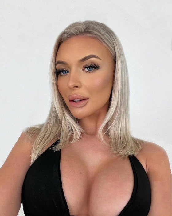 Ivana — 3 / 5