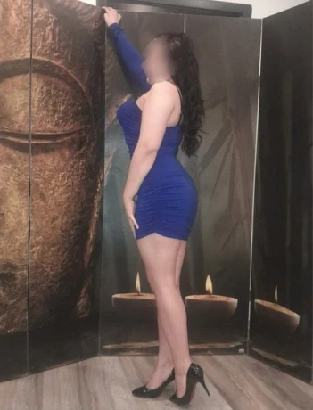 NELLY Wieder da! - erotische Massage — 4 / 7