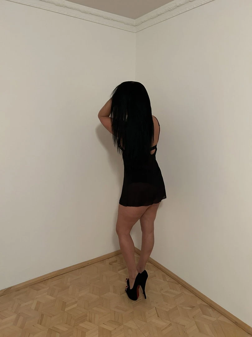 Alma, Escort, Biel/Bienne