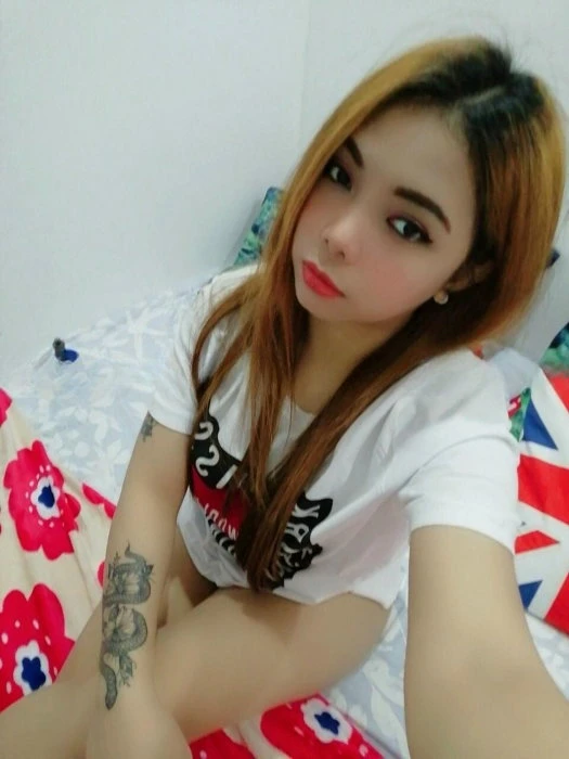 Honey Abrio, Escort, Al Farwaniyah