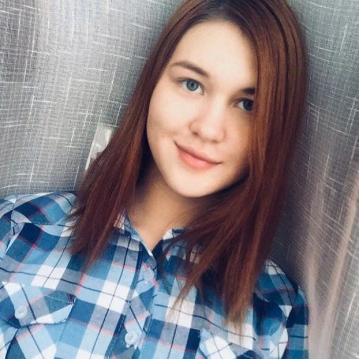 Alina — 4 / 5