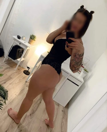 Evradine Mela — 3 / 4