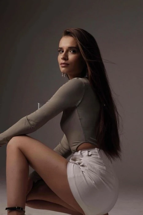 Lizbeth — 5 / 6