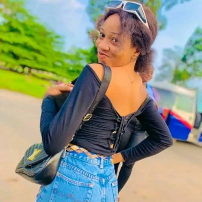 Bella, Escort, Abidjan