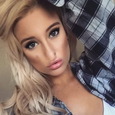 Fergie, Escort, Prague