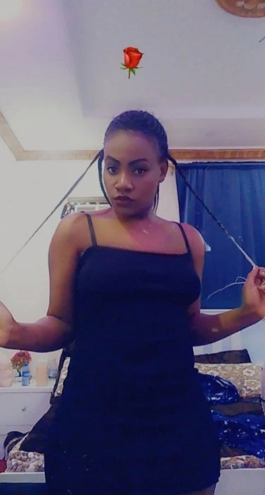 Kim, Escort, Jeddah