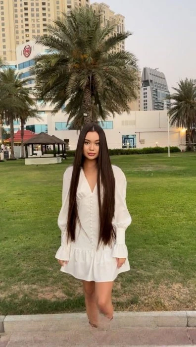 Leyla — 2 / 6