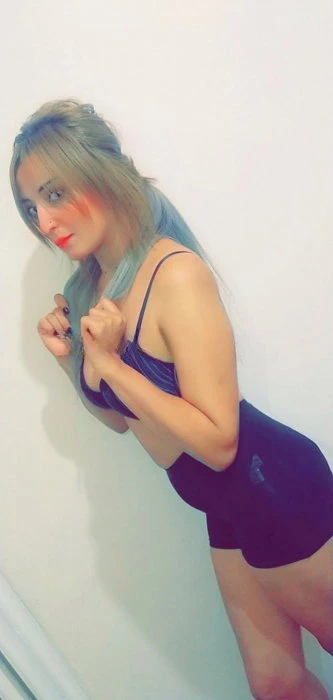 Lolo — 3 / 4