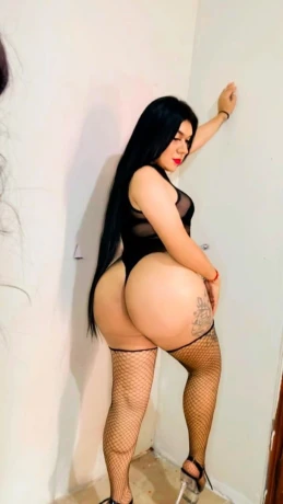 Nebraska González — 2 / 12