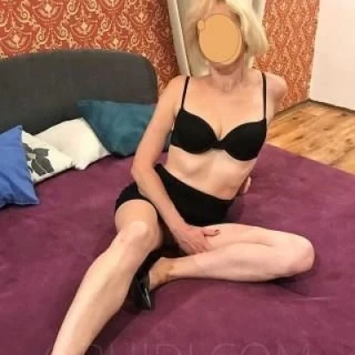 Zuzka, Escort, Prague