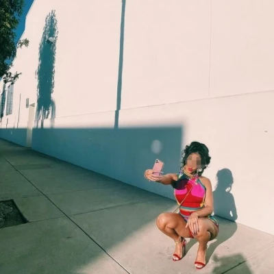 Faola, Escort, Abidjan