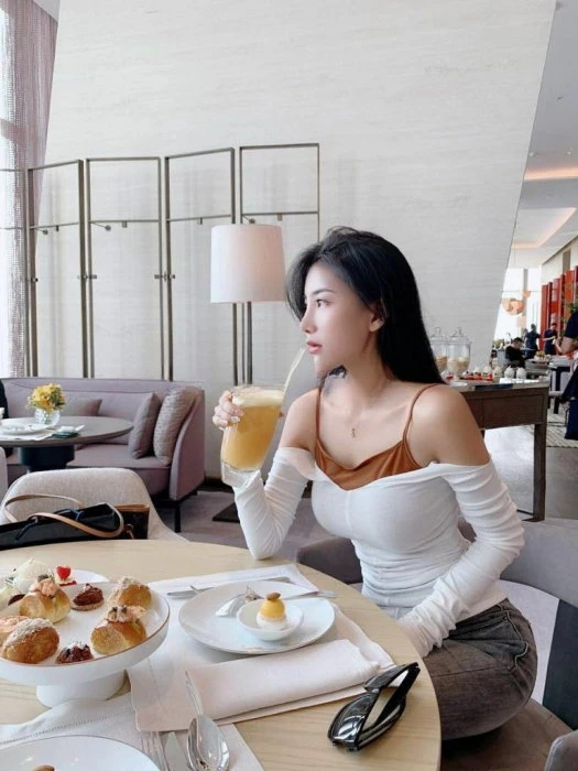 Renee, Escort, Pos Malaysia Setapak
