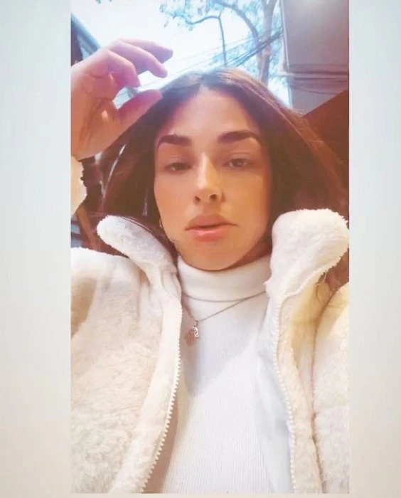 Bruna — 7 / 10