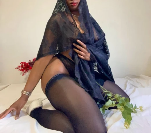 Black Divine — 3 / 5