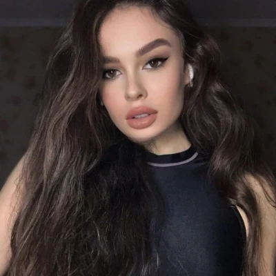 Sonya, Escort, Paris