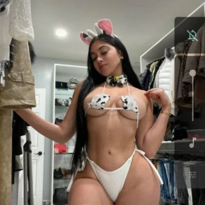 yulaini, Escort, Milan