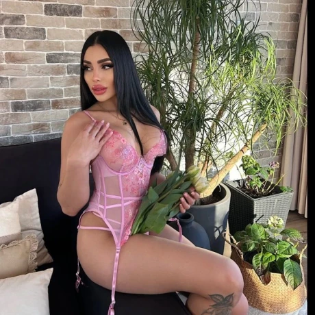 Zoe — 4 / 14