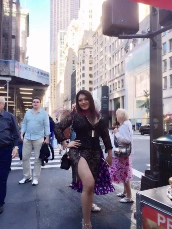 DOMINA Mistress Cordellia — 10 / 12