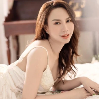 Ellena, Escort, Sombor