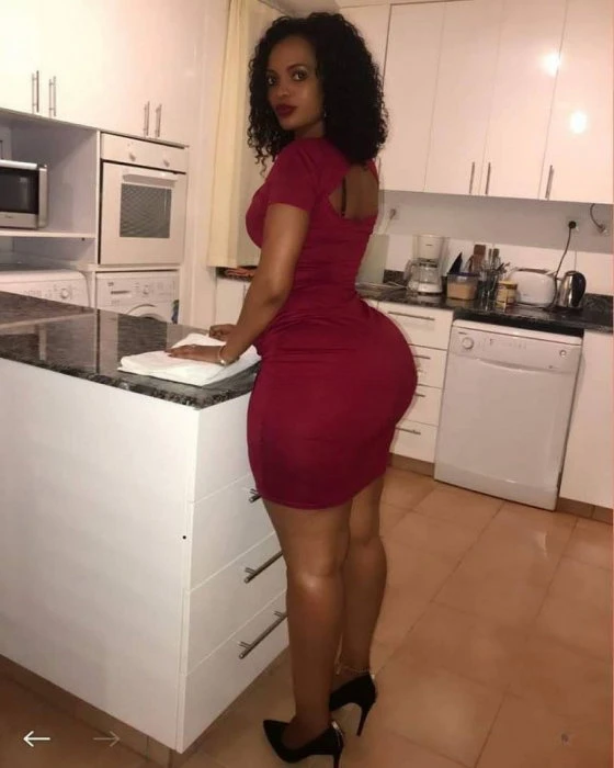 Eva Brown — 2 / 3
