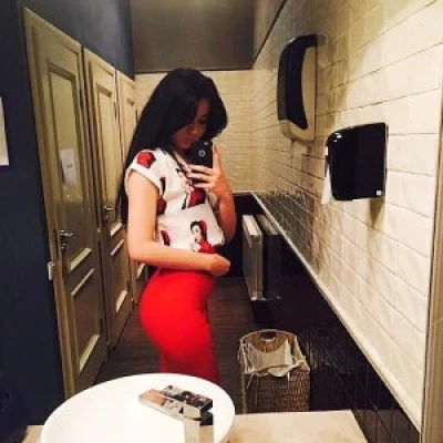 Adelya, Escort, Bjni