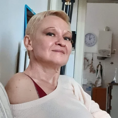 Alina Ivanova — 2 / 5