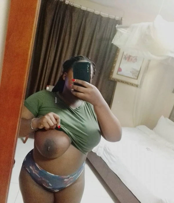 Arianna, Escort, Kampala