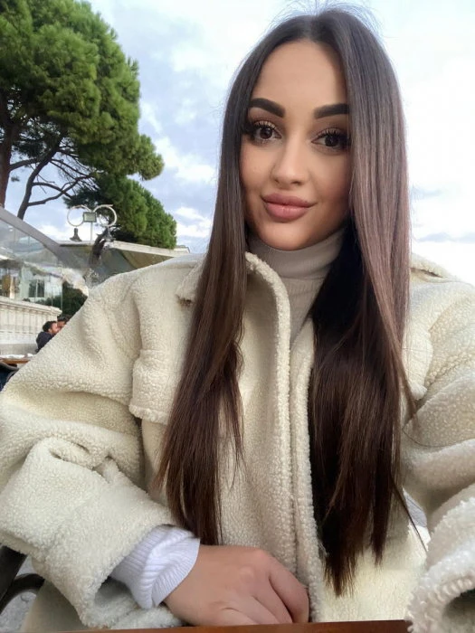 Karina — 4 / 9