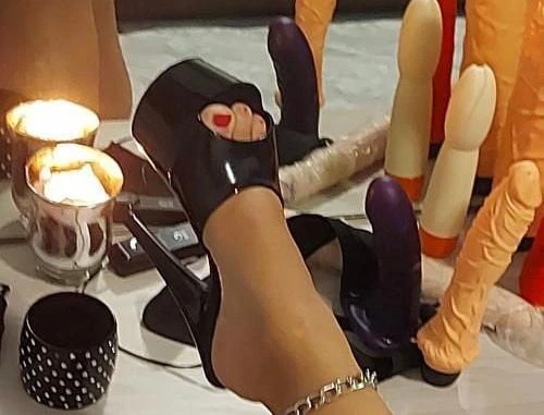 Dipl Masseurin Fickt Dich Durch — 2 / 3