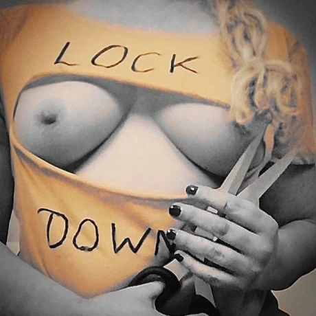 Neu Dana Deine Beruhrerin Tantrische Ol Ganzkorpermassagen — 6 / 24