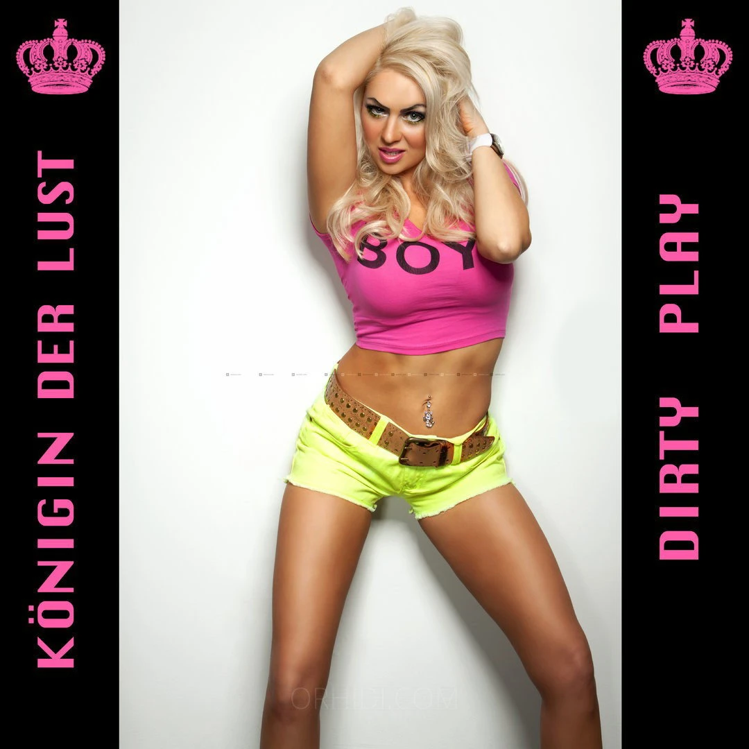 Sarina, Escort, Neumunster