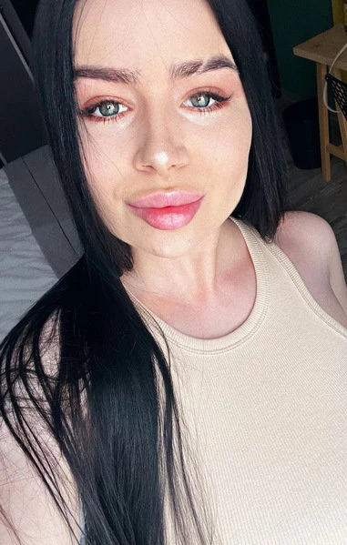 Eva 69 — 3 / 5