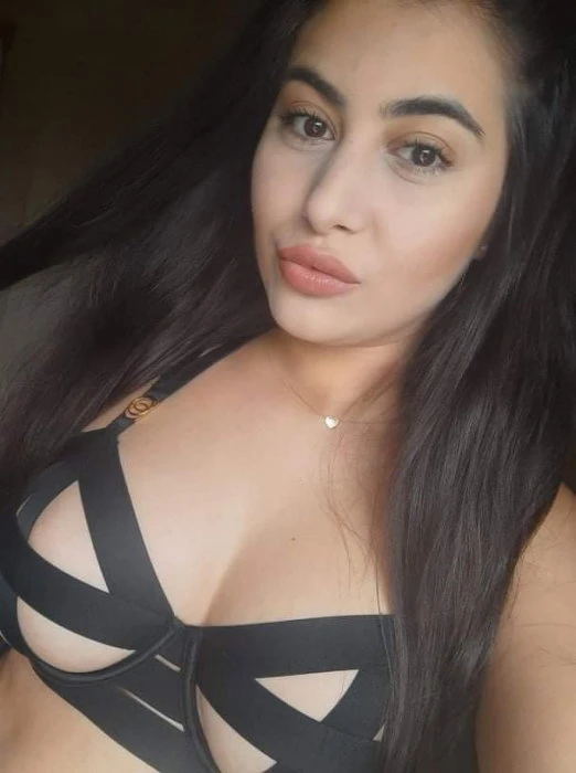 Katy, Escort, Wels