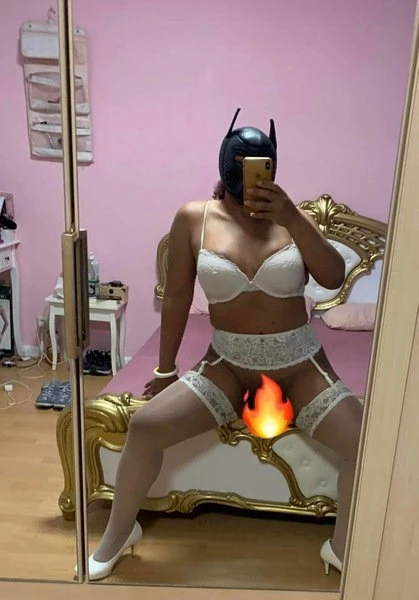 Trans Brunette Xxx, Escort, Wilhelmshaven