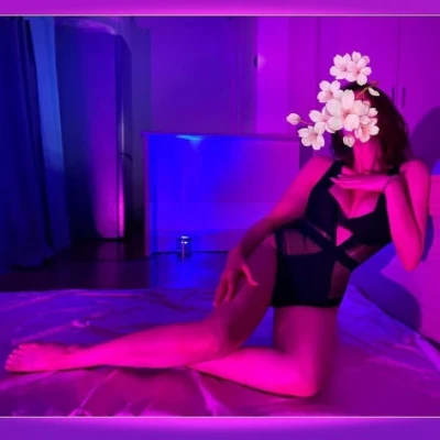 Lucy, Escort, Kvareli