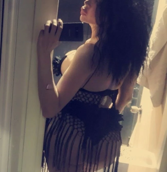 Arab Lara — 7 / 8