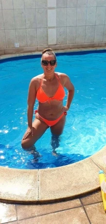 Sexy Pamela — 12 / 16