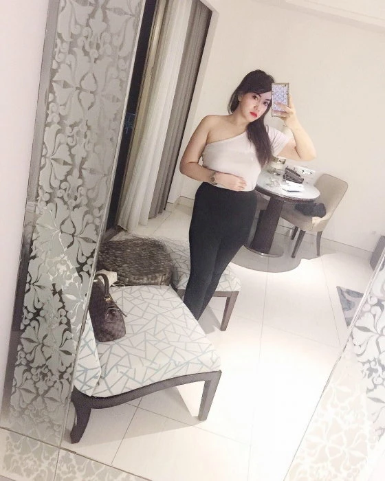 Aura, Escort, Pekanbaru