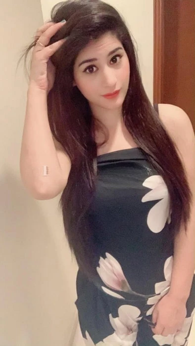 Karishma — 2 / 3